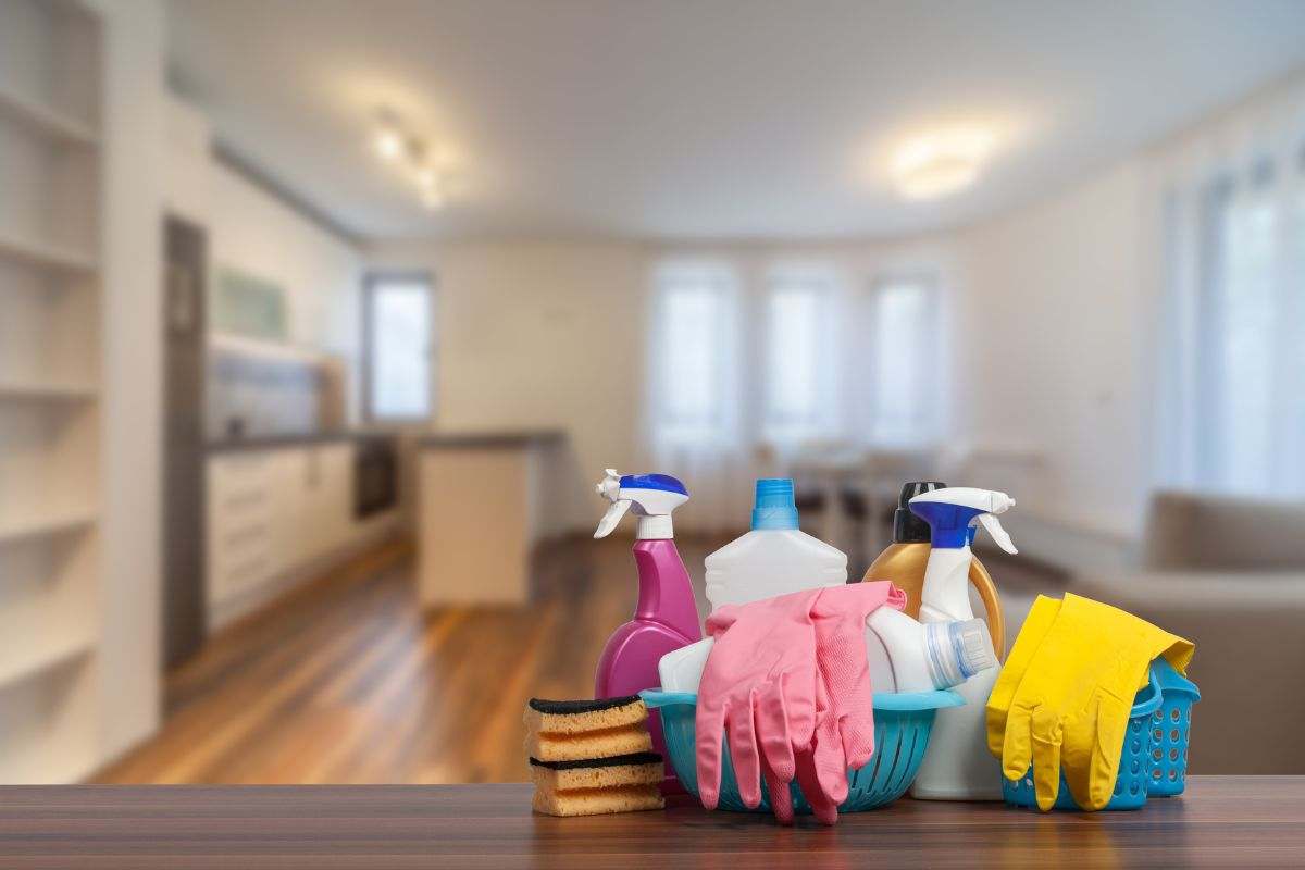 pulire luogo difficile casa