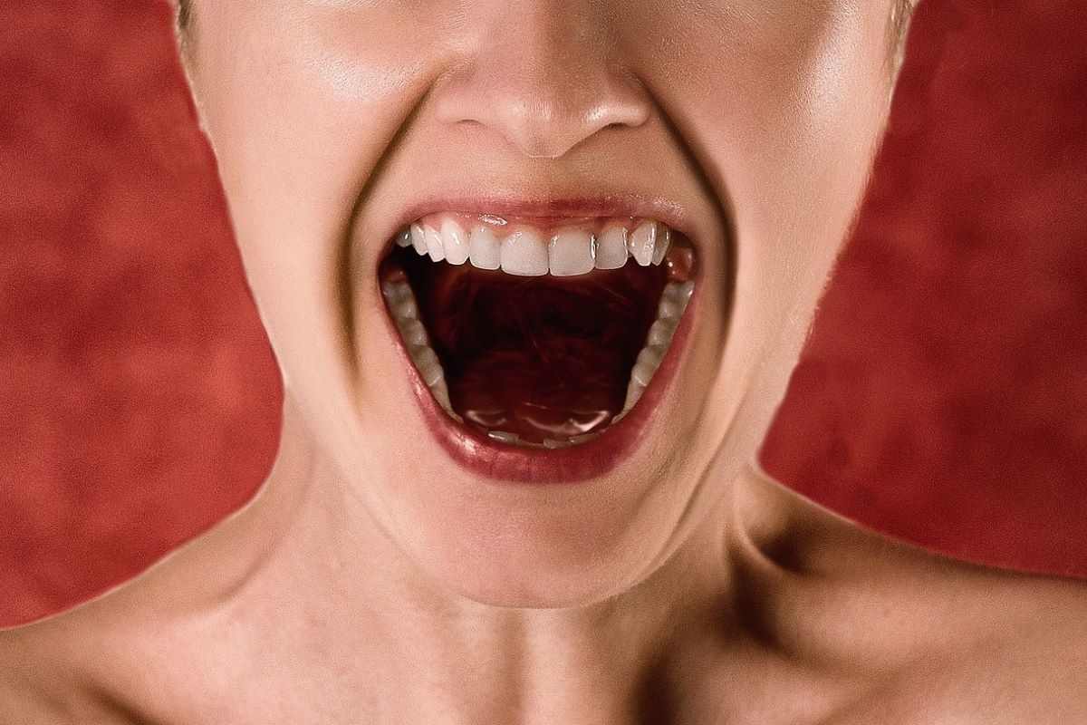 denti quando non vanno lavati per non danneggiarli seriamente
